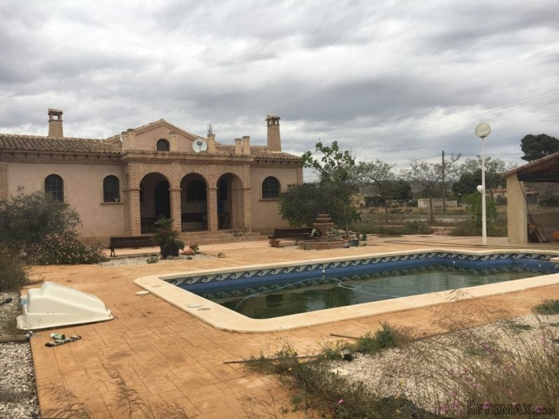 Impressive Villa In Torrellano, Elche - 2