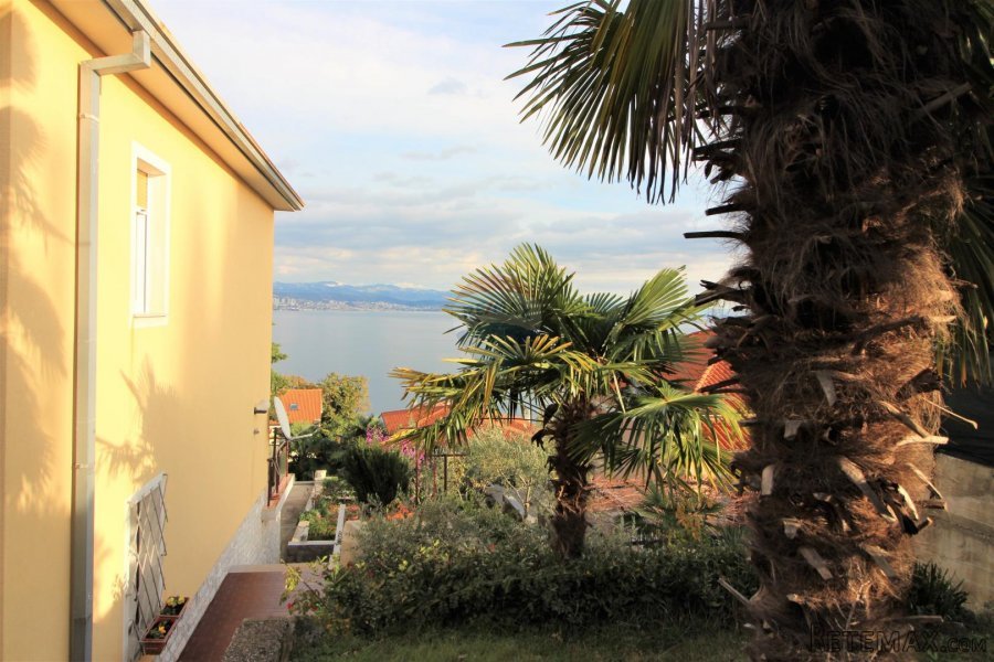 OPATIJA- stan 100 m2 sa garažom, okućnicom, pogledom na more - 6