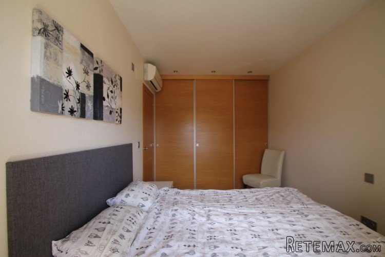 This beautiful spacious terraced house located on the east.. - 7