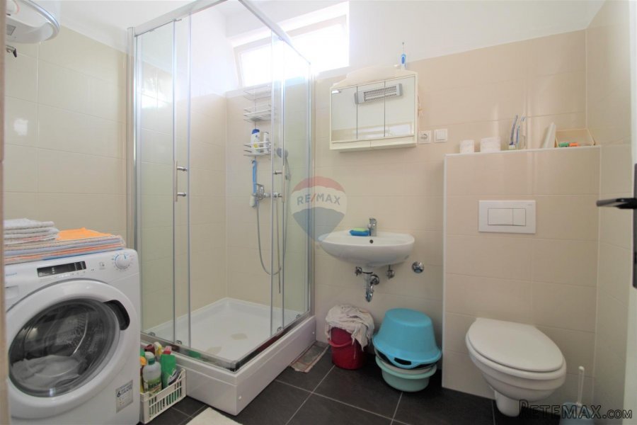 OPATIJA- stan 100 m2 sa garažom, okućnicom, pogledom na more - 8