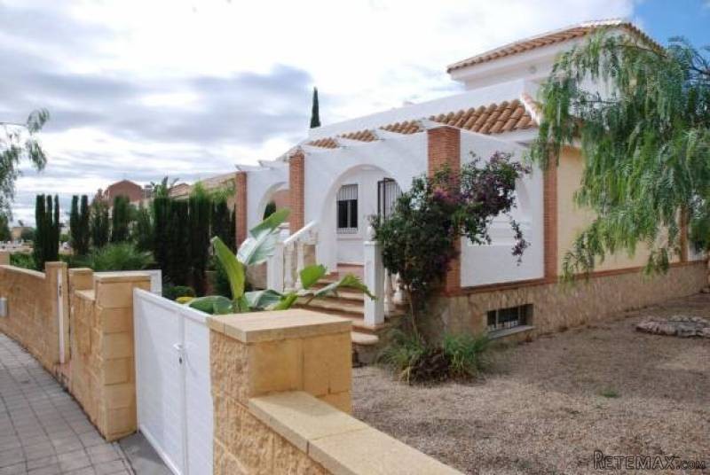 2 Bedroom 2 Bathroom Villa In Los.. - 2