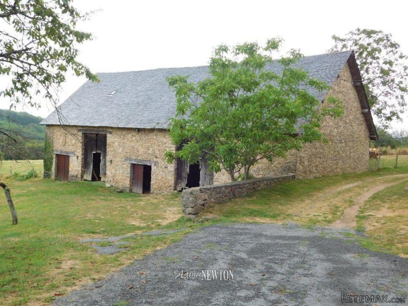Correze. Estivaux. Farmhouse, barn.. - 2