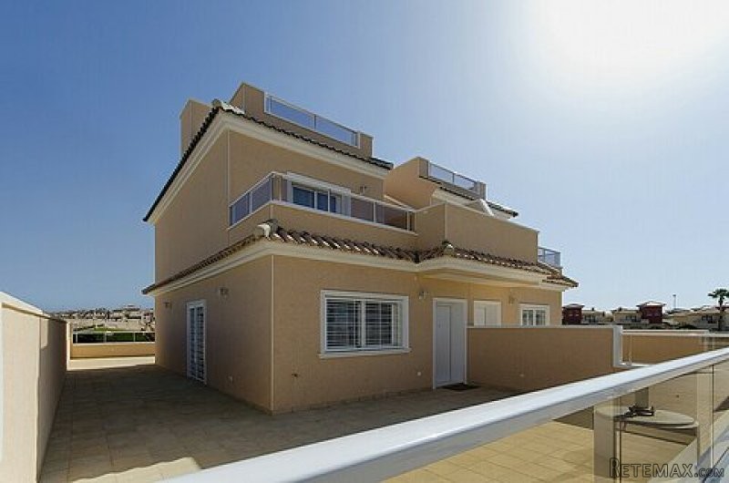 3 BED TOWNHOUSES IN CABO ROIG