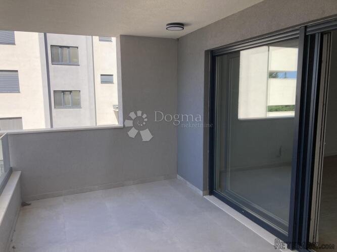 NOVOGRADNJA SEGET DONJI, TROSOBAN STAN – 150m OD MORA!! - 3