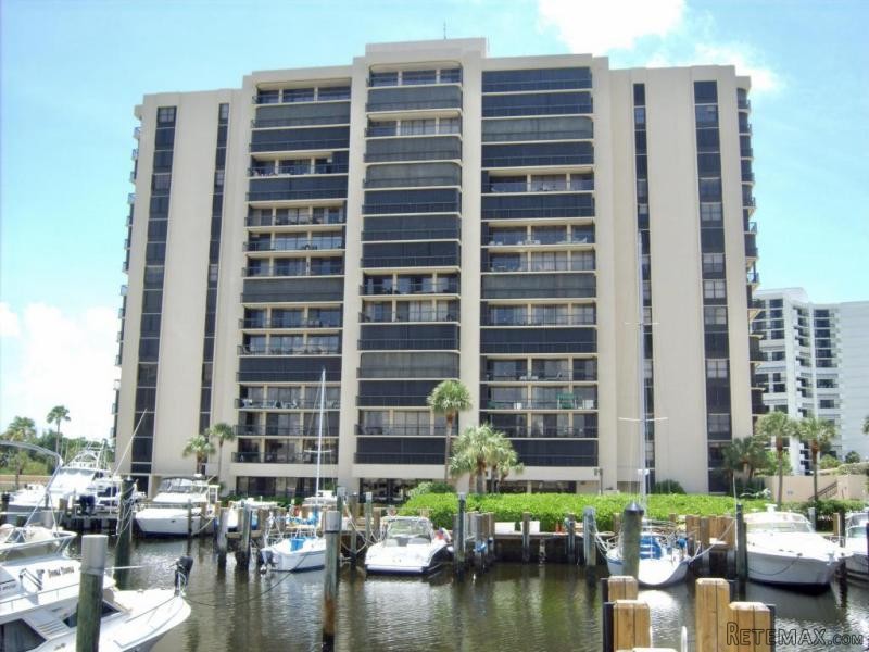 4748 S Ocean Blvd #1205, Boca Raton, FL..