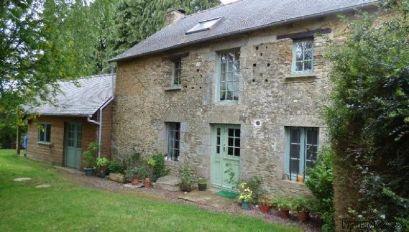 Lovely farmhouse which has been..