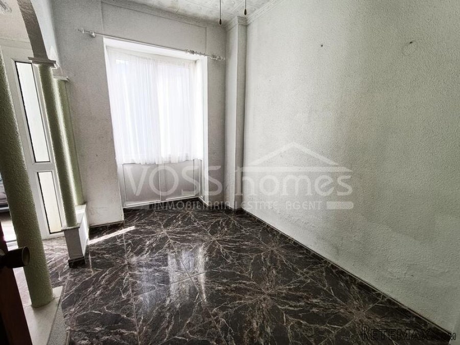 NEW LISTING WITH VOSS HOMES. A spacious 3 bed, 2 bath, 3.. - 7