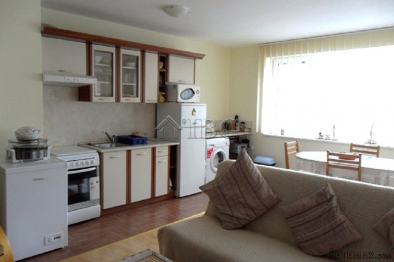 Beachfront 2-bedroom/2 bathroom..