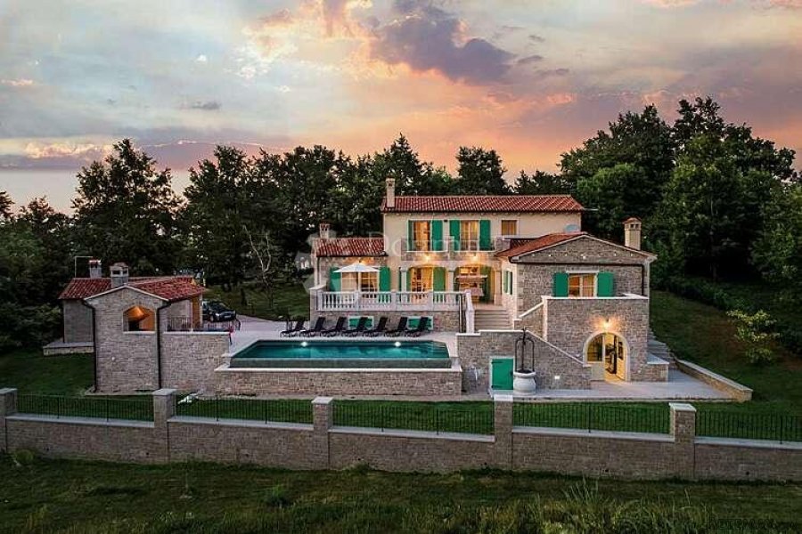 Prekrasna vila u središnjoj Istri - 2