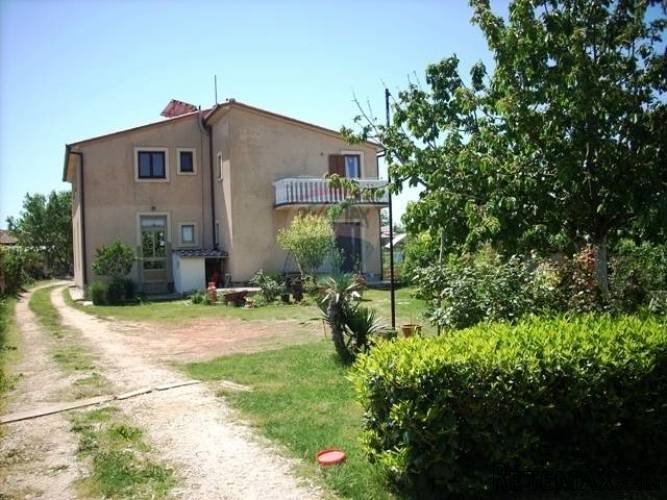 PULA- SAMOSTOJEĆA KUĆA OKUPANA SUNCEM I ZELENILOM - 5