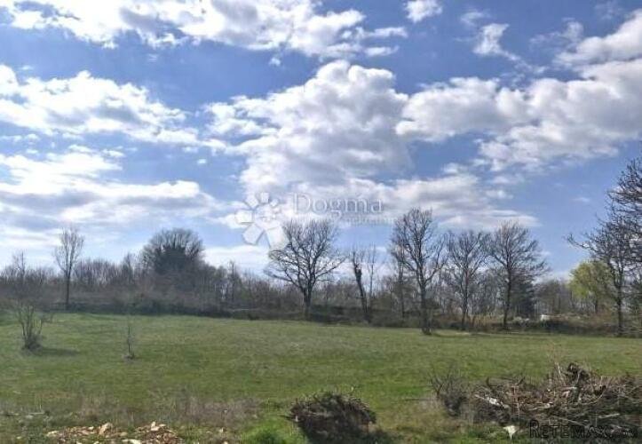 SAVIČENTA, ZEMLJIŠTE SA AKTIVNOM GRAĐEVINSKOM DOZVOLOM - 2