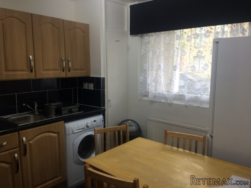 Double room, Zone 2, Poplar (share or.. - 2