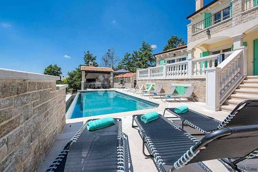 Prekrasna vila u središnjoj Istri - 4
