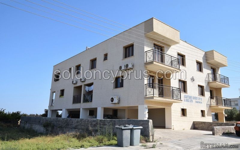 3 Bedrooms - Apartment - Larnaca - For..