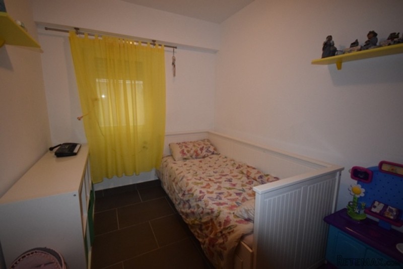 4 Bedrooms Apartment For Sale - 2