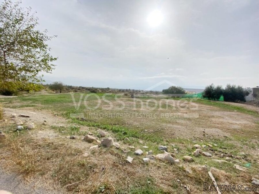 NEW LISTING TO VOSS HOMES - A semi-detached, 2 storey.. - 5