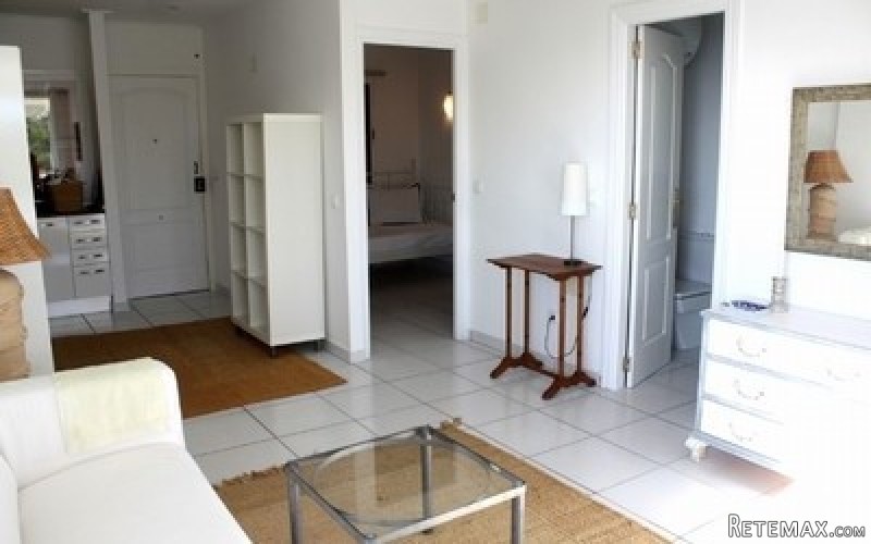 Lovely two bedroom apartment in Portals..