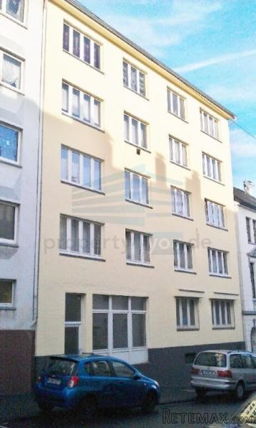 VERKAUFT: Gepflegtes 10-Familienhaus in..