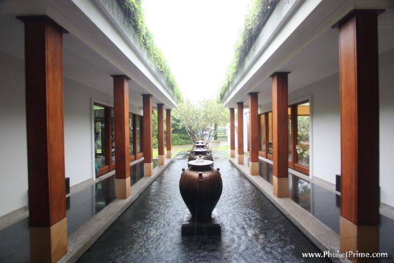 Luxury 3-Bedroom Penthouse Apartment -..