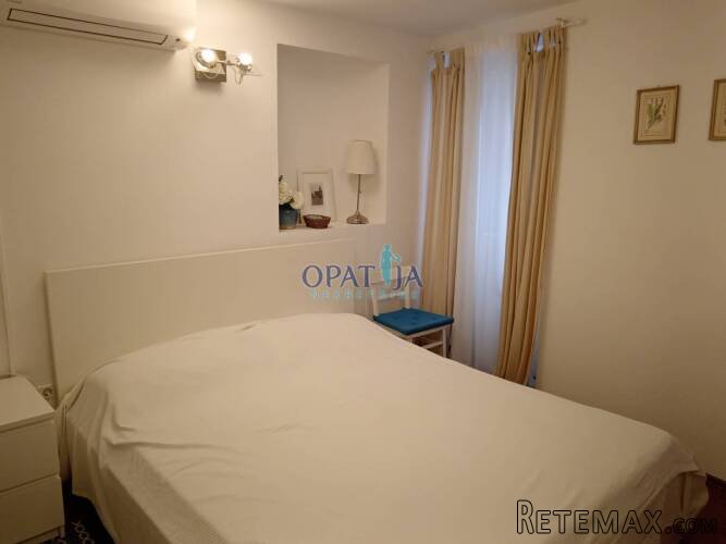 Obnovljena stara istarska kuća s tri apartmana! - 11