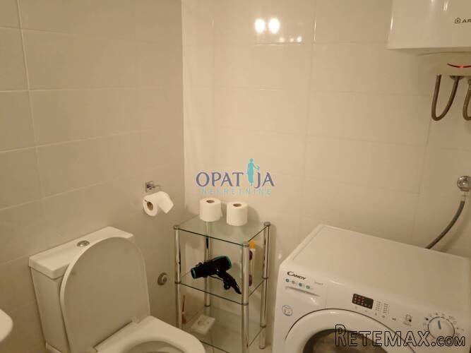 Obnovljena stara istarska kuća s tri apartmana! - 12