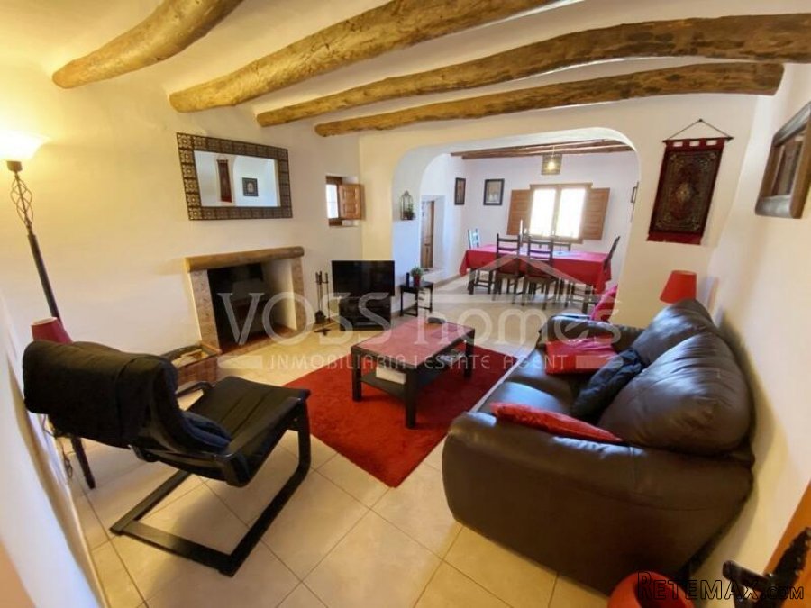 RESERVED 2023 WITH VOSS HOMES - A beautifully renovated &.. - 12
