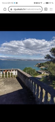 House with great potencial and perfect sea view - 13