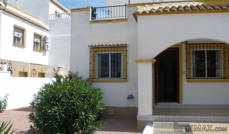 3 Bedrooms - Property - Alicante - For..