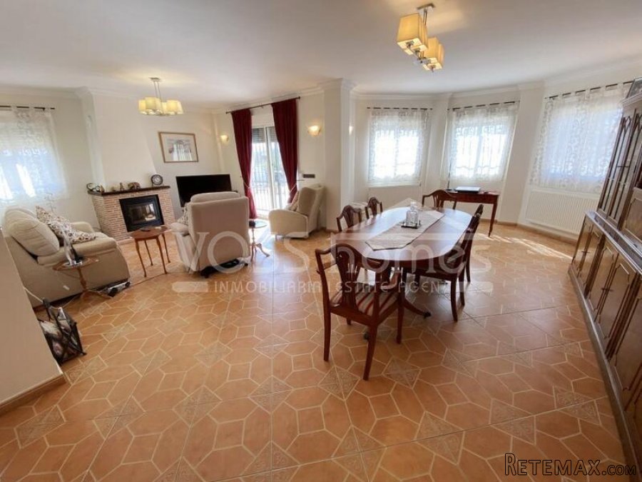 NEW & EXCLUSIVE TO VOSS HOMES - A large, 3 bed, 2 bath.. - 15