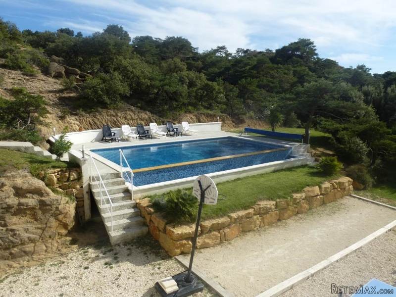 Well Renovated Villa With Apartment.. - 2