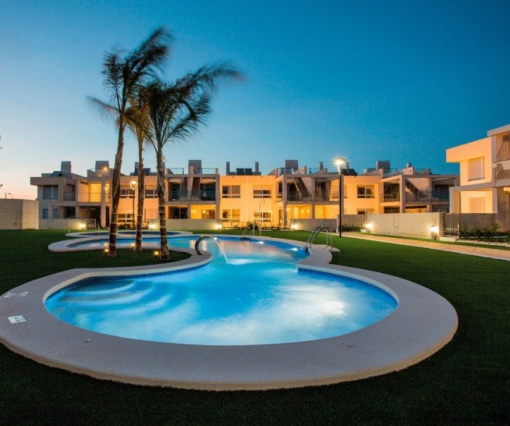 3 bedroom apartments