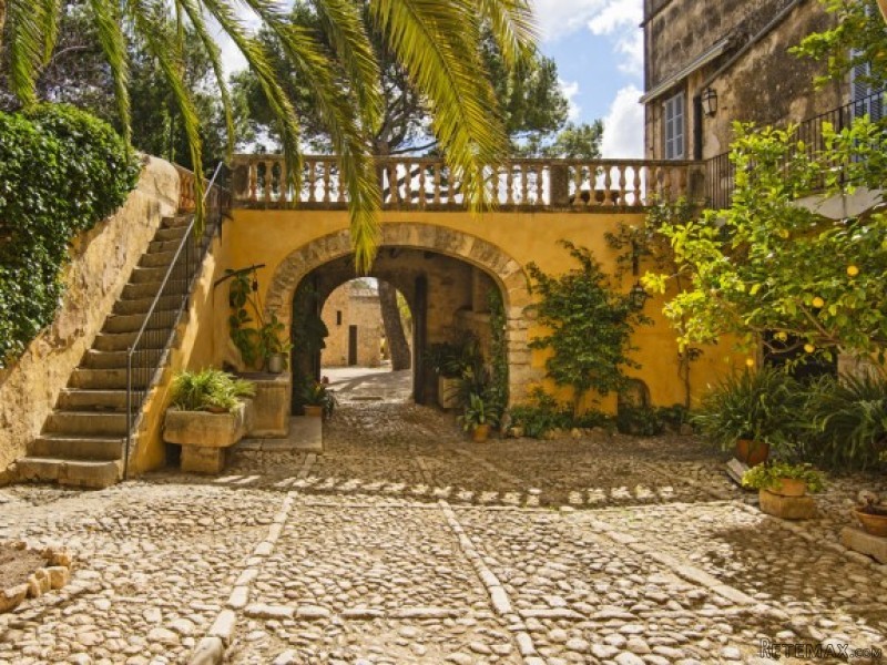 Manor House Of The 14th Century In..