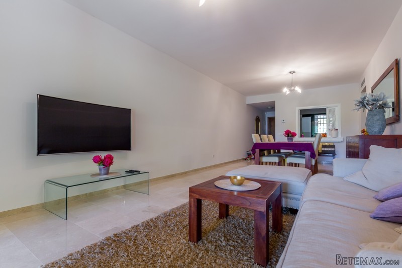 2 Bedroom Ground Floor Apartment - 2