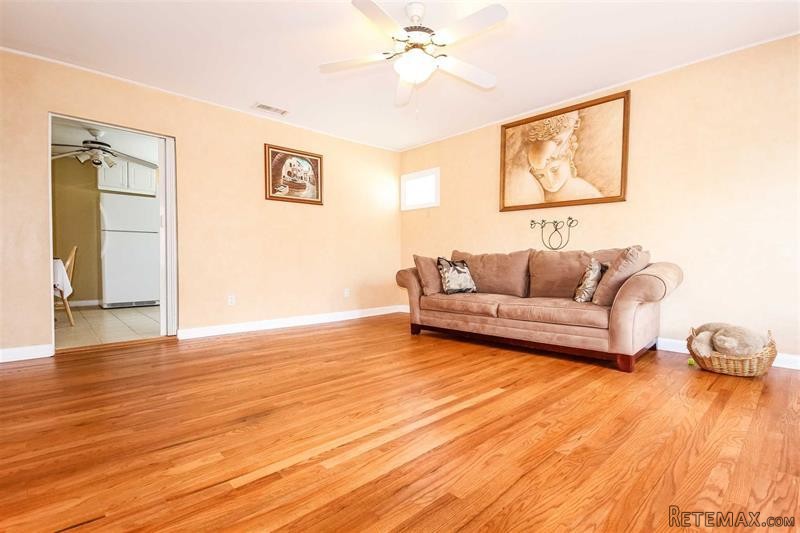 3 bedroom House For Sale: 41 Fairfax.. - 2