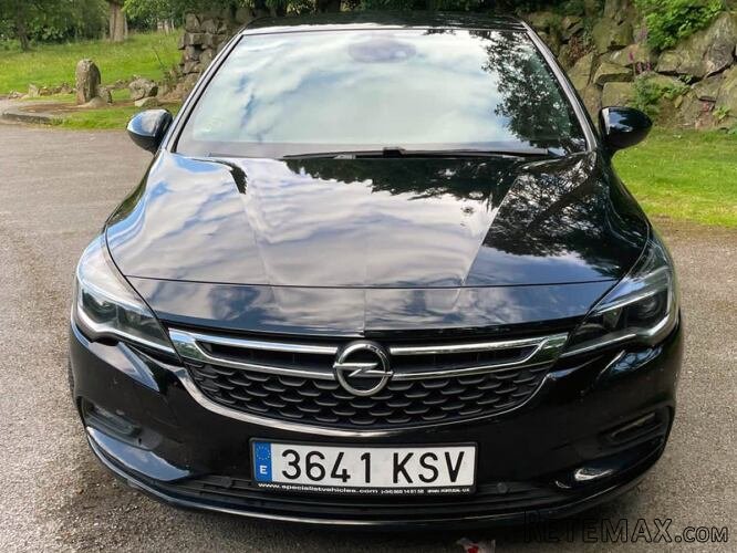 Opel Astra 1.6 CDTi - 8