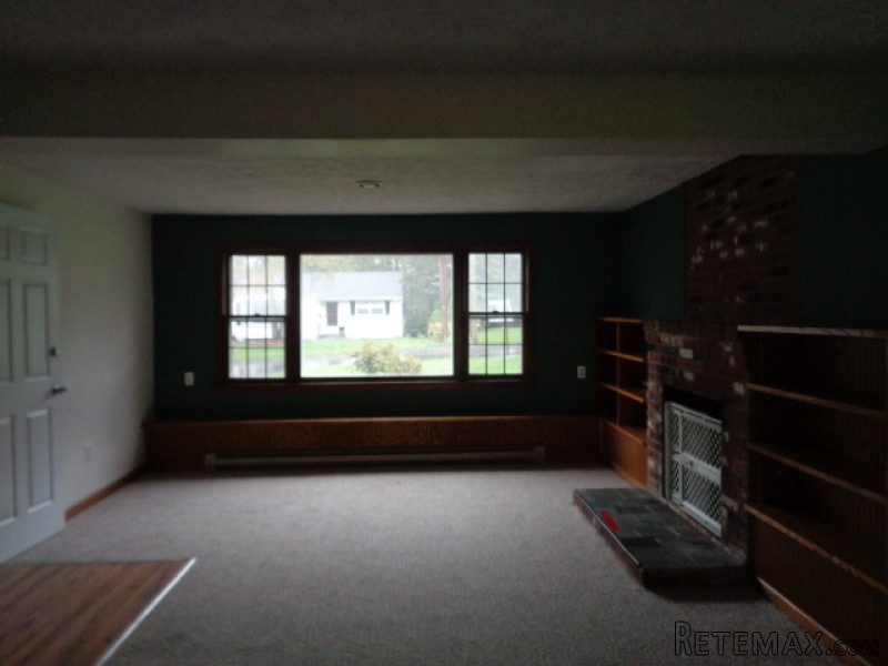 142 Daley Rd Bristol, CT, 06010.. - 2