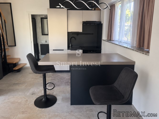LOVRAN - CENTAR, stan od 60 m2 s okućnicom blizu mora - 2