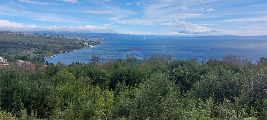 OPATIJA - POBRI - 5.000 m2 građevinskog terena