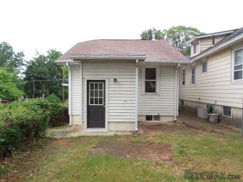 801 Delair Ave Pennsauken, NJ, 08110.. - 2