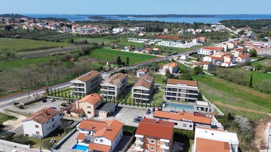 Luksuzni kompleks s bazenom - penthouse