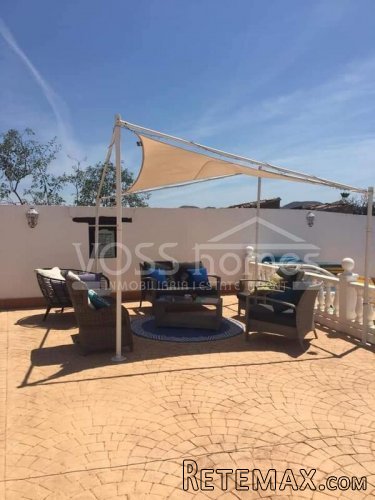 NEW LISTING TO VOSS HOMES - A huge, stunning, approx 490m2.. - 5