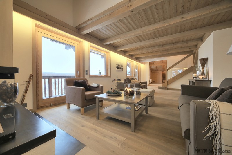 A picture perfect 3 bed duplex..