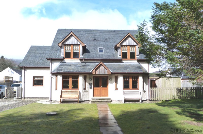 Ericht Cottage, 3 Truim View, Dalwhinnie
