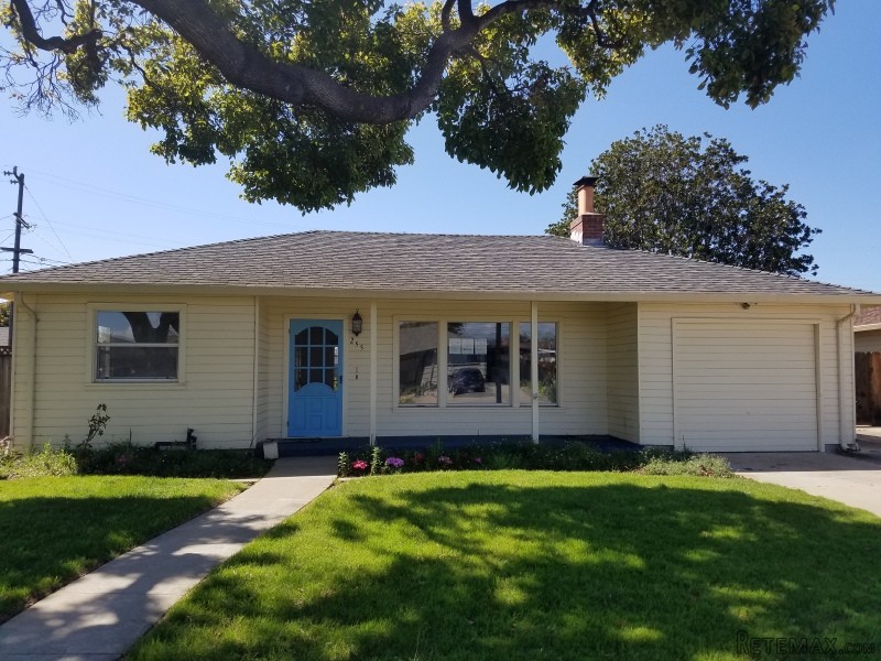255 Maryal Drive Salinas, CA, 93906..