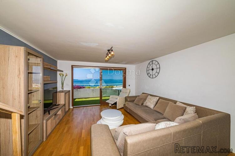 Dvoetažni penthouse, Žnjan. - 2