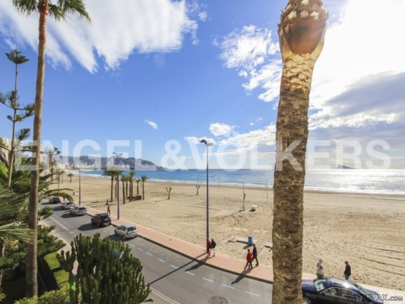 Exclusive Apartment In Frontline Beach - 2