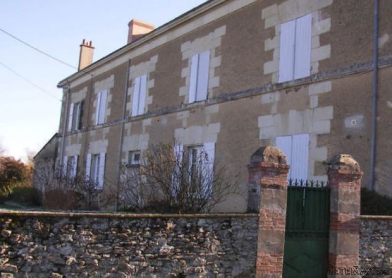 Maison De Maitre, Outbuildings and Land