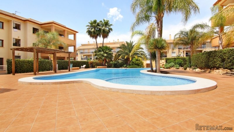 3-Bedroom apartment close to the beach..