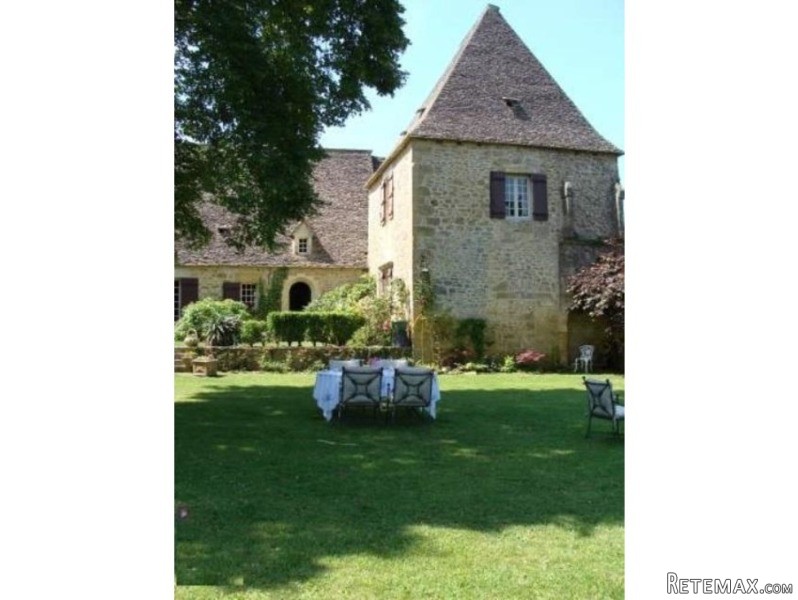 Authentic And Magnificent Manor On The.. - 2