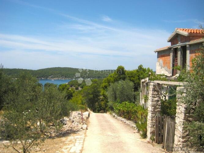Brač -Milna samostojeća kuća 160m2 - 3
